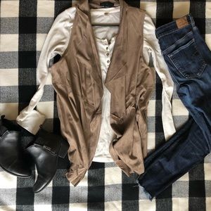 Suede brown vest